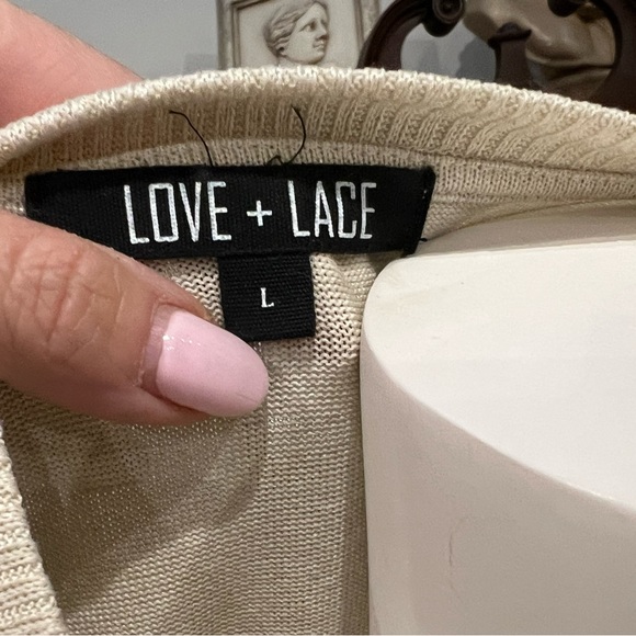 Love and Lace Cafe Top size large - Picture 3 of 3